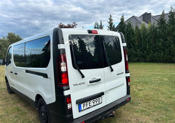 Renault Trafic cena 63600 przebieg: 136000, rok produkcji 2017 z Olsztyn małe 67